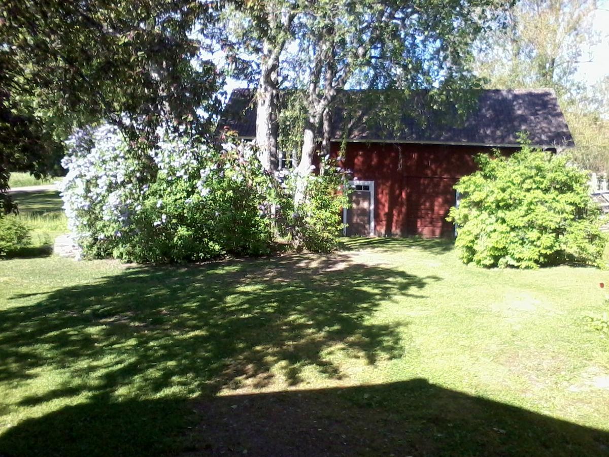 Draenggardens Stuga Pa Genuin Raettviksgard Boda  Екстериор снимка